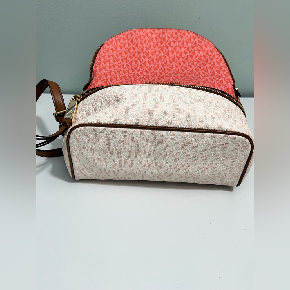 Michael Kors Rhea Medium Backpack Raspberry Multi - Picture 4 of 10